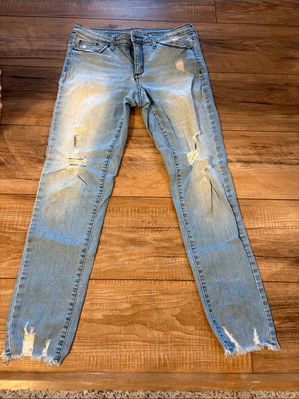 Universal Thread Light Blue Ripped Skinny Jeans